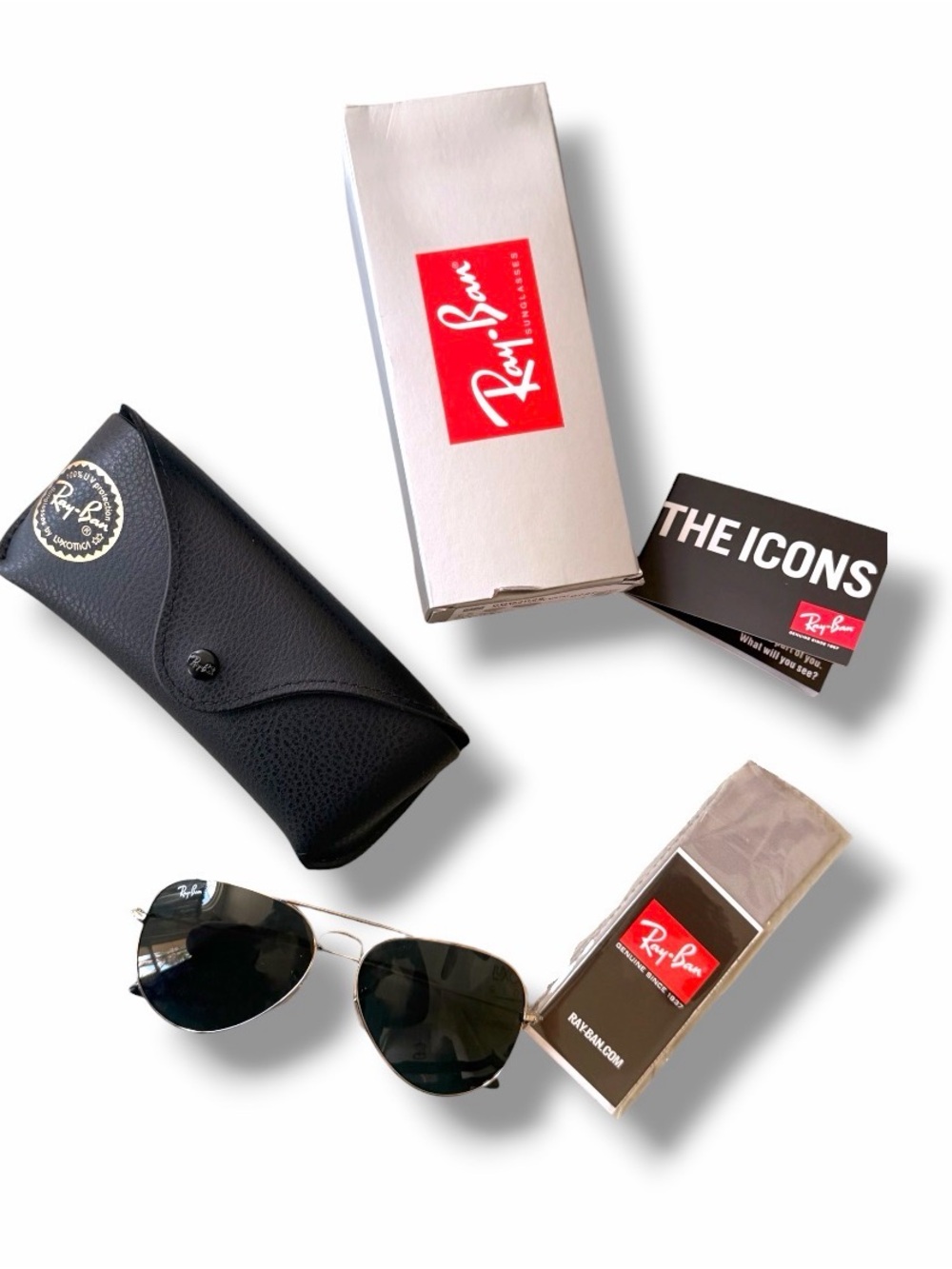 Ray-Ban Aviator Sunglasses Silver Frame with Black Lenses NWT Full Inclusion